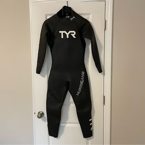 TYR wetsuit, size medium, gently used.